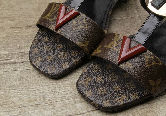 LV Slippers Women--009